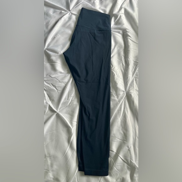 Lululemon 25” Legging - Picture 3 of 7
